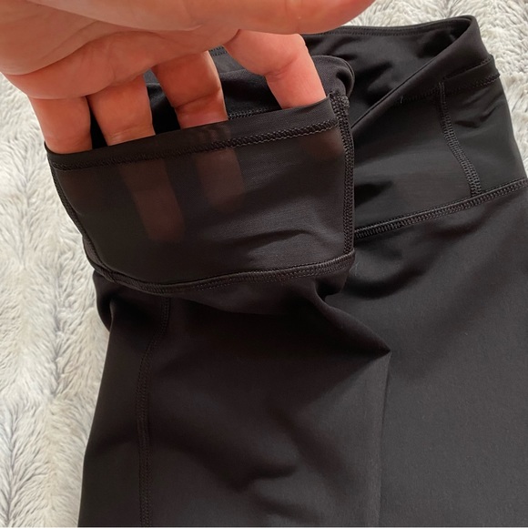 Victorias Secret Knockout Crop Mesh Bottom Knockout Capri - Picture 4 of 11